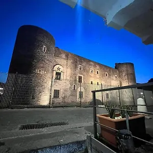 https://la-piccola-grotta-ursino.sicilyhotelsitaly.net